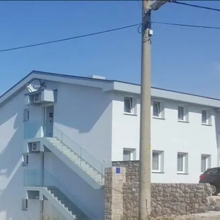 Mayana Cesarica Exterior photo
