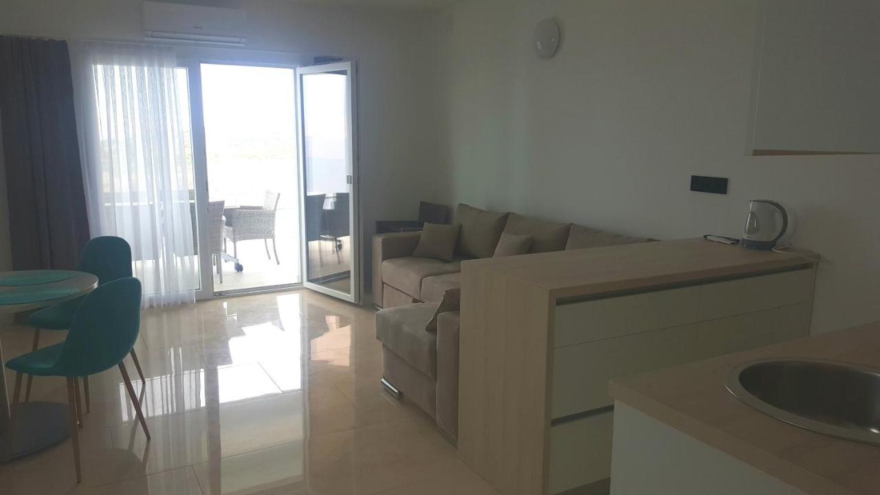 Apartament Mayana *